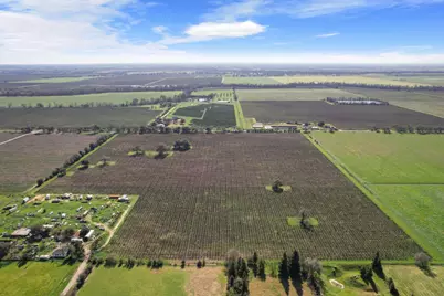 9414 Kost Road, Galt, CA 95632 - Photo 19