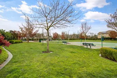 9681 Pilliteri Court, Elk Grove, CA 95757 - Photo 57