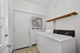 1515 24th St, Sacramento, CA 95816 - Photo 13