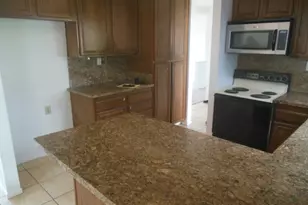 2446 Golden Bear Cir, Stockton, CA 95209 - Photo 21