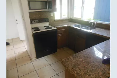 2446 Golden Bear Circle, Stockton, CA 95209 - Photo 15