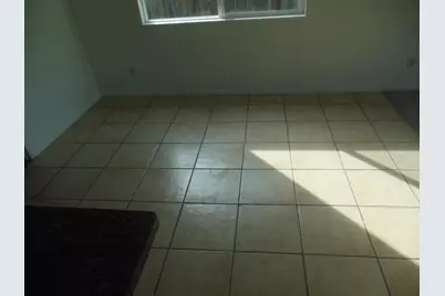 2446 Golden Bear Circle, Stockton, CA 95209 - Photo 5