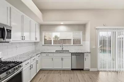 5449 Medallion Court, Riverbank, CA 95367 - Photo 9