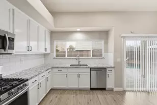 5449 Medallion Ct, Riverbank, CA 95367 - Photo 9