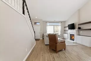 5449 Medallion Ct, Riverbank, CA 95367 - Photo 5