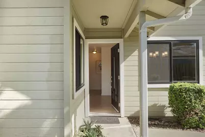 1901 S Mills Avenue #3, Lodi, CA 95242 - Photo 3