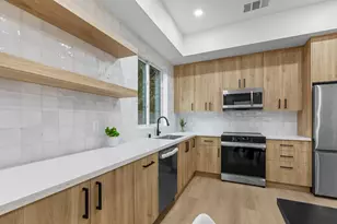 2821 Democracy Alley, Sacramento, CA 95816 - Photo 15