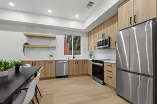 2821 Democracy Alley, Sacramento, CA 95816 - Photo 11