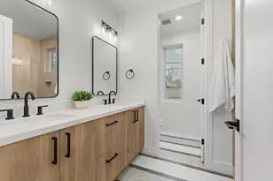 2821 Democracy Alley, Sacramento, CA 95816 - Photo 29