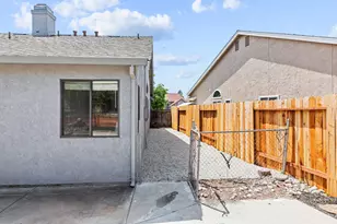 8549 Yellowtail Way, Antelope, CA 95843 - Photo 29