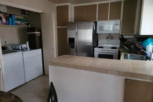 8841 La Riviera Dr, Sacramento, CA 95826 - Photo 3