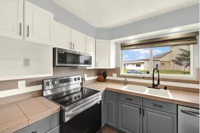 1654 Donner Way, Woodland, CA 95695 - Photo 9