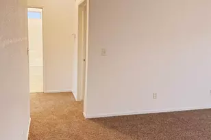 747 Windsor Ct, Los Banos, CA 93635 - Photo 5