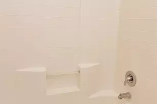 747 Windsor Ct, Los Banos, CA 93635 - Photo 11