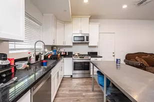 5149 Ada Ln, Sacramento, CA 95838 - Photo 13