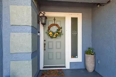 710 Sunflower Drive, Lathrop, CA 95330 - Photo 5