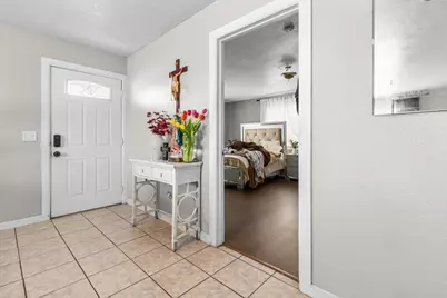 2032 E 9th Street, Stockton, CA 95206 - Photo 9