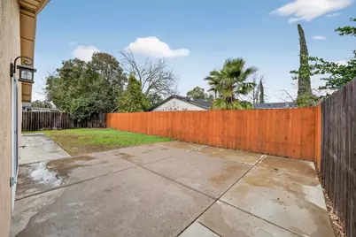 9017 Prairie Trail Way, Sacramento, CA 95826 - Photo 21