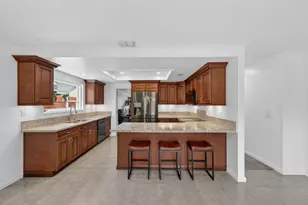 9017 Prairie Trail Way, Sacramento, CA 95826 - Photo 7