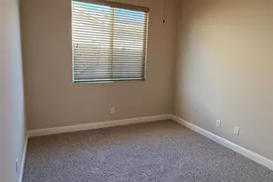 2443 Plumcreek Ln, Manteca, CA 95336 - Photo 17