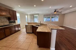 2443 Plumcreek Ln, Manteca, CA 95336 - Photo 5