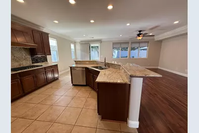 2443 Plumcreek Lane, Manteca, CA 95336 - Photo 7