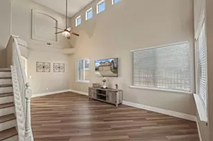 1026 Starbrook Dr, Galt, CA 95632 - Photo 7