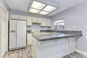 7975 Arcade Lake Ln, Citrus Heights, CA 95610 - Photo 13