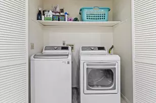 3900 Park Cir Ln, Carmichael, CA 95608 - Photo 17