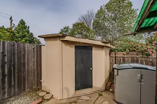 306 Dean Way, Folsom, CA 95630 - Photo 41