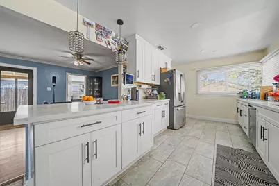 306 Dean Way, Folsom, CA 95630 - Photo 13