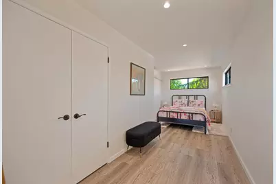 8921 Rosewood Drive, Sacramento, CA 95826 - Photo 23