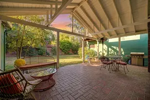 8921 Rosewood Dr, Sacramento, CA 95826 - Photo 31