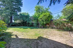 8921 Rosewood Dr, Sacramento, CA 95826 - Photo 37