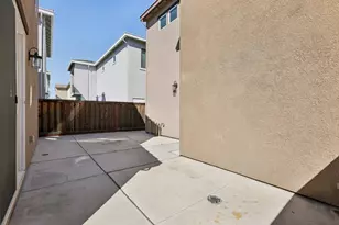 1545 Marina Dr, Lathrop, CA 95330 - Photo 33