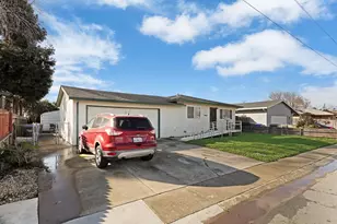 712 Church St, Galt, CA 95632 - Photo 3