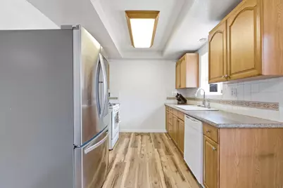 3432 Colonial Drive, Modesto, CA 95350 - Photo 9