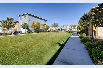 4057 Southampton Street, West Sacramento, CA 95691 - Photo 5