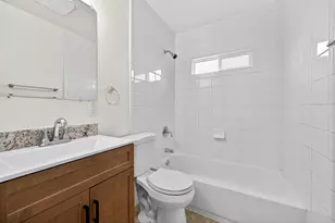 5204 Bradford Dr, Sacramento, CA 95820 - Photo 21