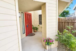 7128 Heather Tree Dr, Sacramento, CA 95842 - Photo 3