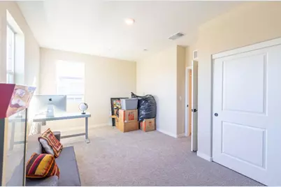 2909 Hazel Gaze Street, Sacramento, CA 95833 - Photo 21