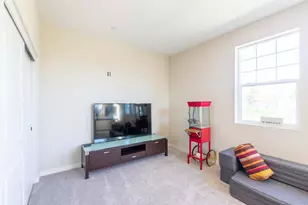 2909 Hazel Gaze St, Sacramento, CA 95833 - Photo 43