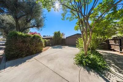 206 Griswold Avenue, Modesto, CA 95350 - Photo 27