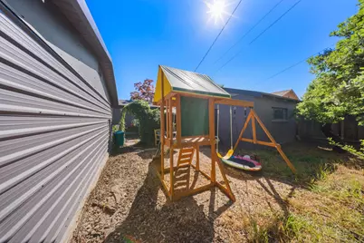 206 Griswold Avenue, Modesto, CA 95350 - Photo 7