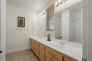 1054 Ledgestone Dr, Folsom, CA 95630 - Photo 43