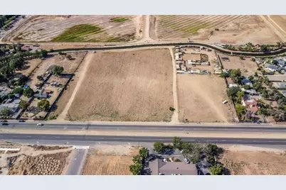 4865 E Jensen Avenue, Fresno, CA 93725 - Photo 11