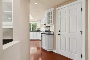 1041 Elmwood Ct, El Dorado Hills, CA 95762 - Photo 7