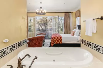 1210 Arden Hills Lane, Sacramento, CA 95864 - Photo 61