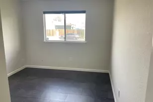 9342 Los Torres Dr, Elk Grove, CA 95624 - Photo 13