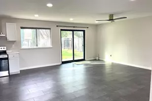 9342 Los Torres Dr, Elk Grove, CA 95624 - Photo 5